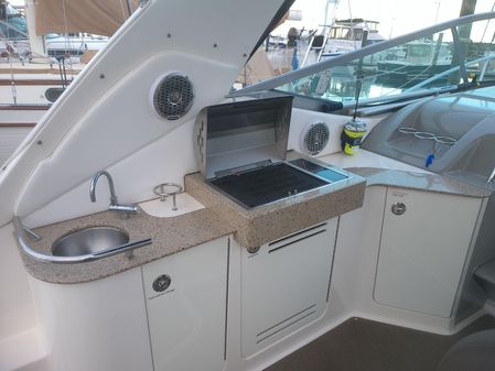 Sea Ray 330 Sundancer image