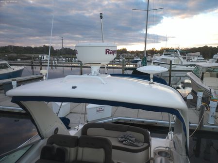 Sea Ray 330 Sundancer image