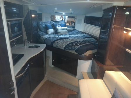 Sea Ray 330 Sundancer image