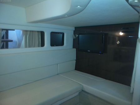 Sea Ray 330 Sundancer image