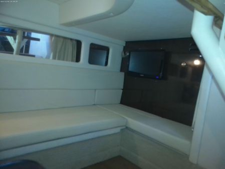 Sea Ray 330 Sundancer image