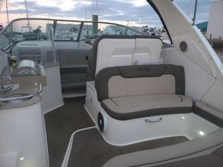 Sea Ray 330 Sundancer image