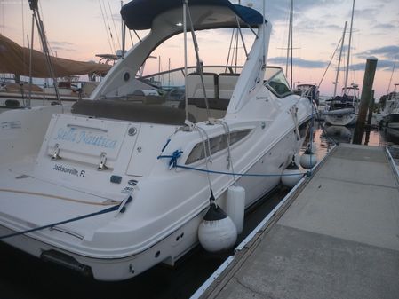 Sea Ray 330 Sundancer image