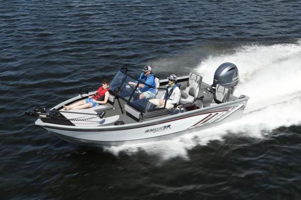 Smoker Craft Adventurer 188 Pro SC - main image