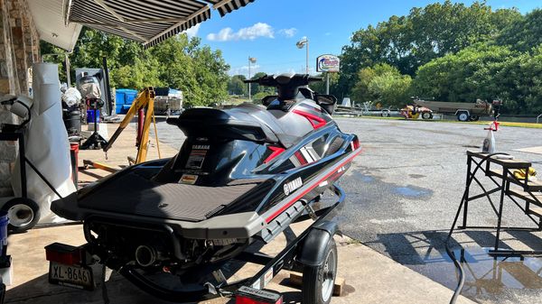 Yamaha WaveRunner VXR