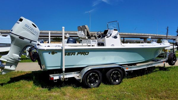 Sea Pro 228 Bay