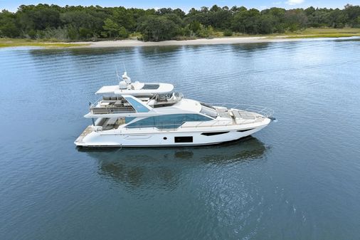 Azimut 60 fly image