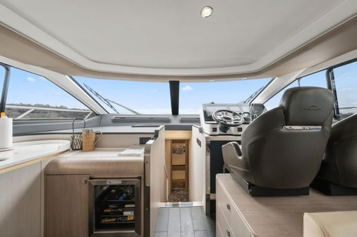 Azimut 60 fly image