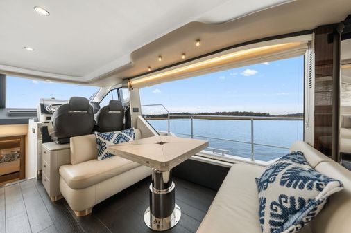 Azimut 60 fly image