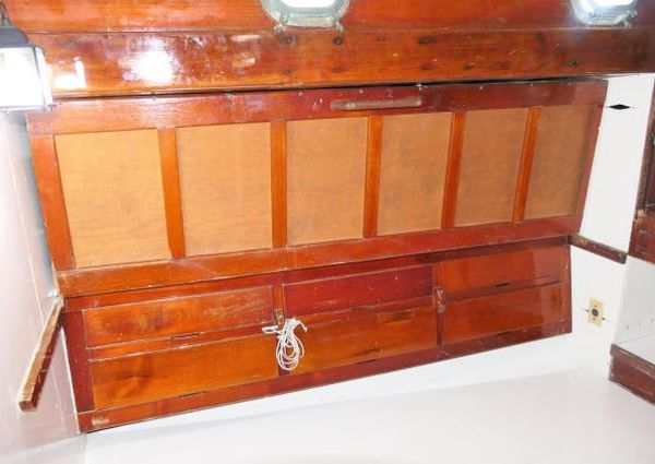 Custom Yawl image