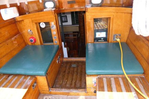 Custom Yawl image