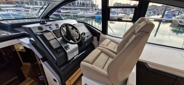 Fairline Targa 45 Open image