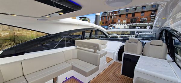 Fairline Targa 45 Open image