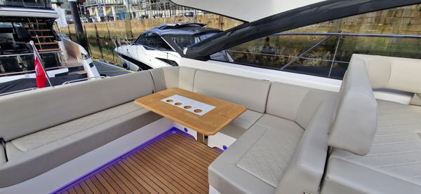 Fairline Targa 45 Open image