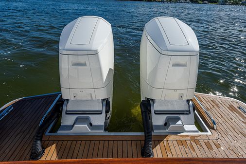 Hinckley Sport Boat 40 X image