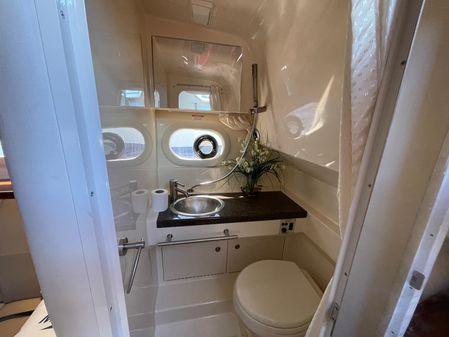 Sea Ray 310 Sundancer image