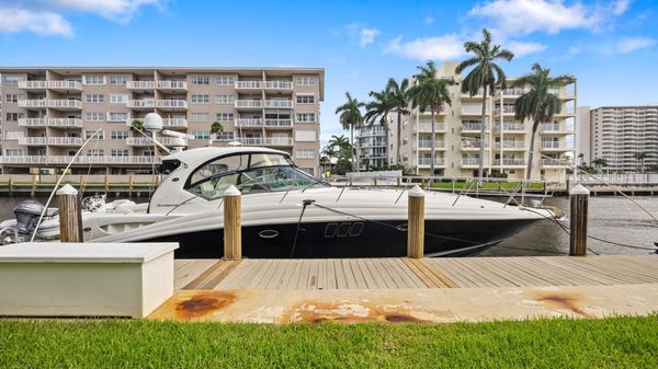 Sea Ray 44 Sundancer