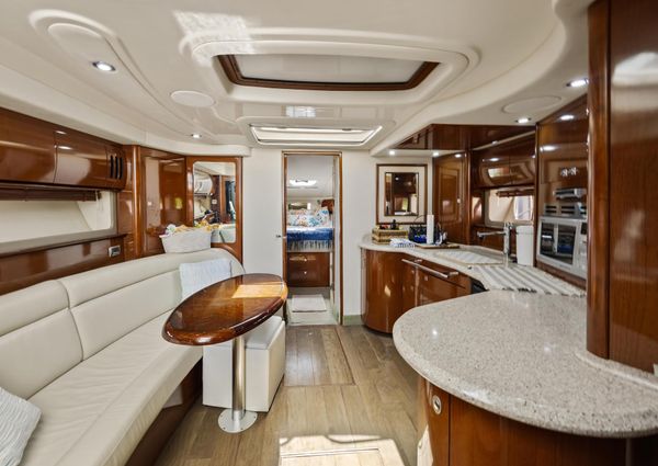 Sea Ray 44 Sundancer image