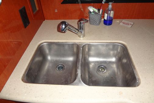 Bluewater 5200 Signature Edition image