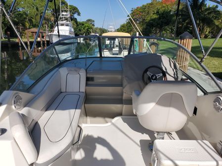 Sea Ray 240 Sundancer image