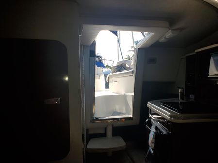 Sea Ray 240 Sundancer image