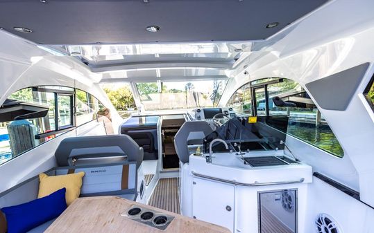 Beneteau Gran Turismo 32 image