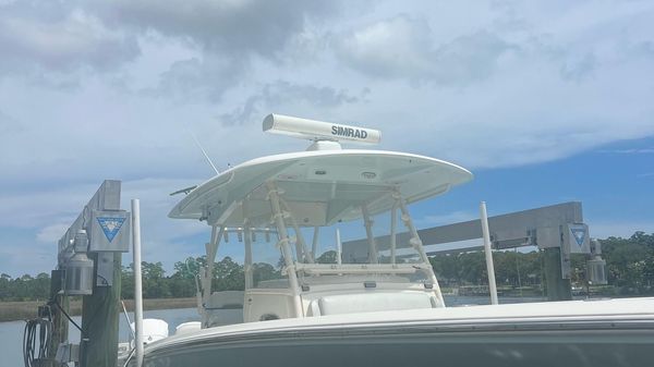 Cobia 344 Center Console