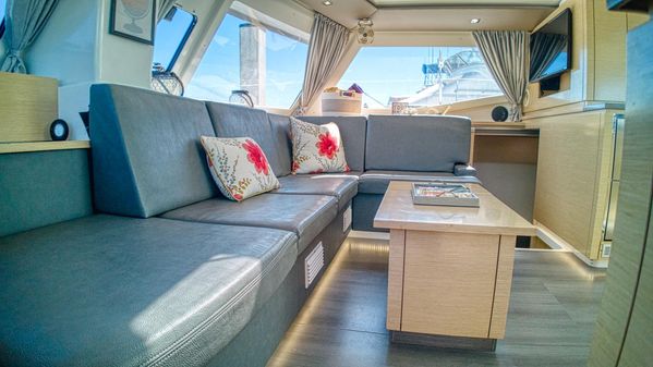 Fountaine Pajot Helia 44 image