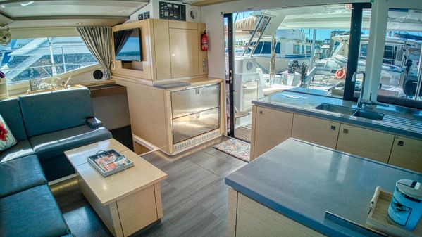 Fountaine Pajot Helia 44 image