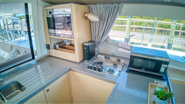 Fountaine Pajot Helia 44 image