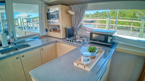 Fountaine Pajot Helia 44 image