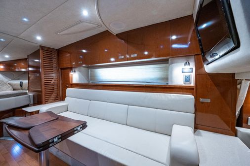 Sea Ray 370 Sundancer image