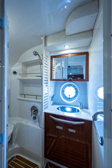 Sea Ray 370 Sundancer image