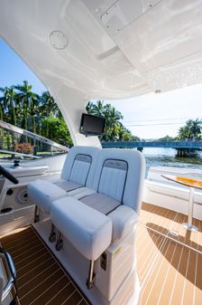 Sea Ray 370 Sundancer image