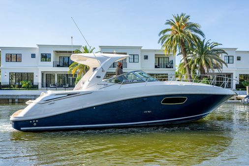 Sea Ray 370 Sundancer image