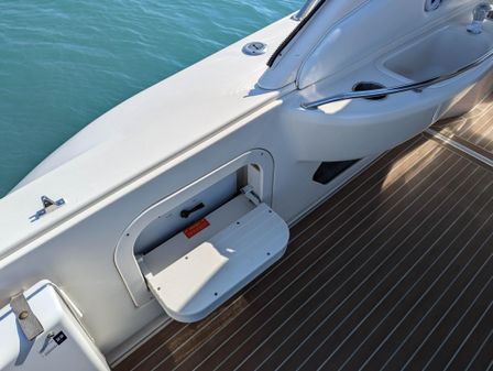 Sea Ray 450 Sundancer image