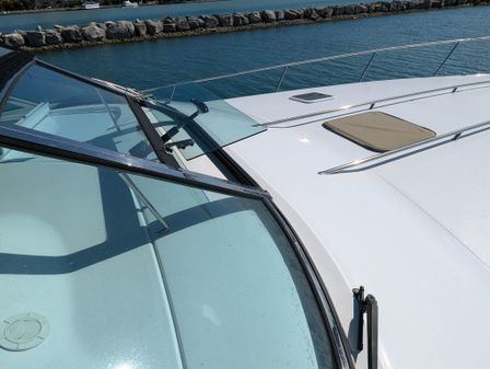 Sea Ray 450 Sundancer image