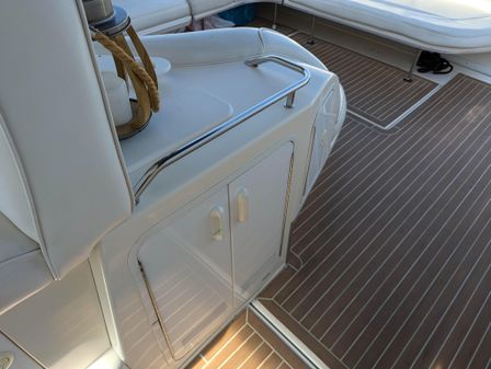 Sea Ray 450 Sundancer image