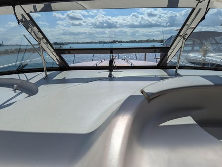 Sea Ray 450 Sundancer image