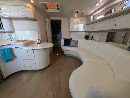 Sea Ray 450 Sundancer image