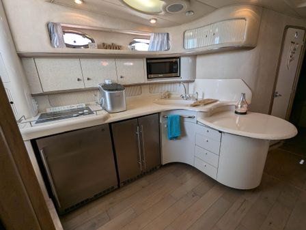 Sea Ray 450 Sundancer image