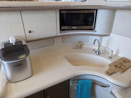 Sea Ray 450 Sundancer image