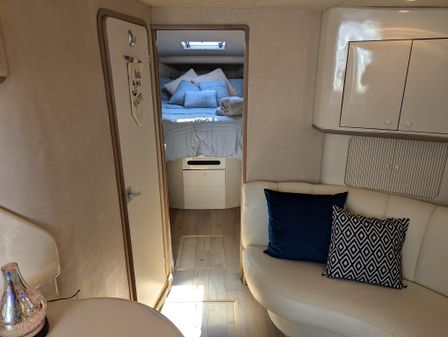 Sea Ray 450 Sundancer image