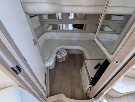 Sea Ray 450 Sundancer image