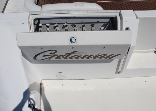 Sea Ray 550 Sedan Bridge image