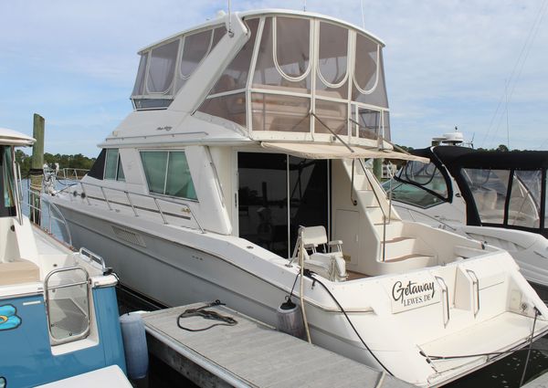 Sea Ray 550 Sedan Bridge image