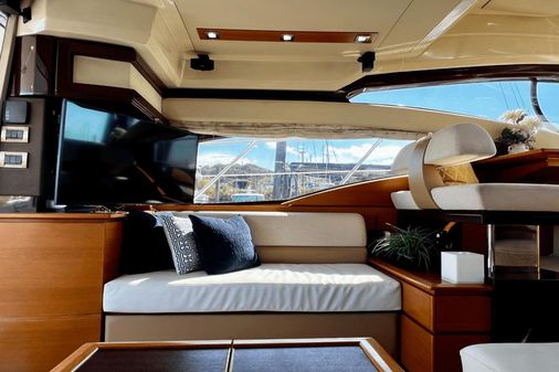 Azimut 47 Flybridge image