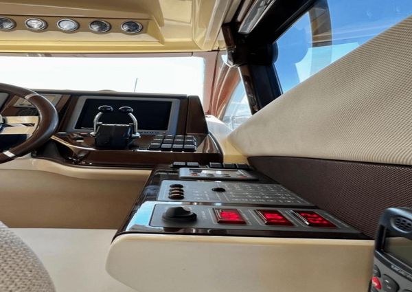 Azimut 47 Flybridge image