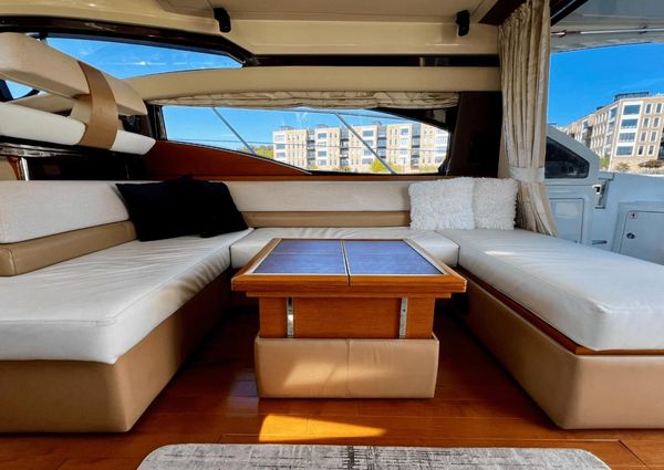 Azimut 47 Flybridge image