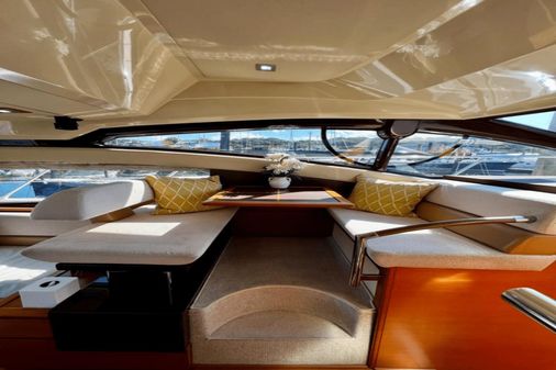 Azimut 47 Flybridge image